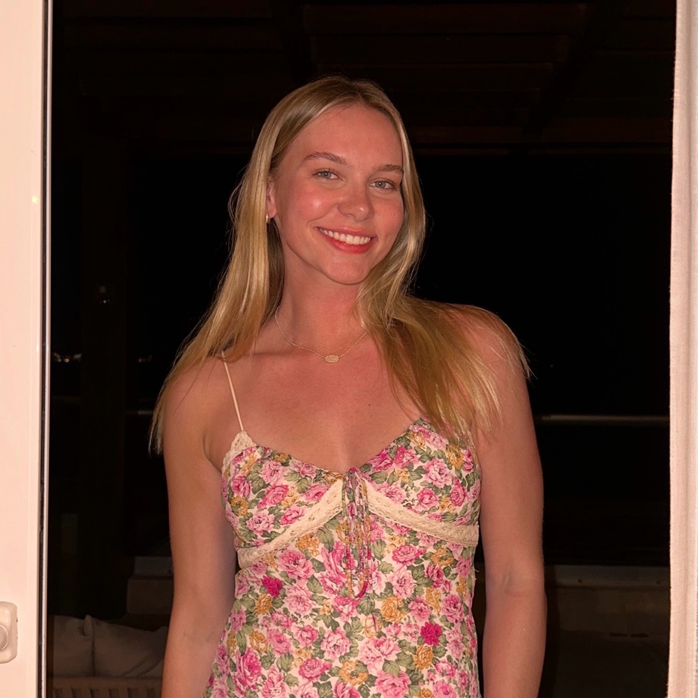 Meet your Posher, Anya